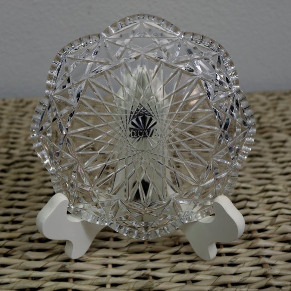 Vintage 1970s Fostoria for Avon Glass Saucer Dish - Picture 3 of 5